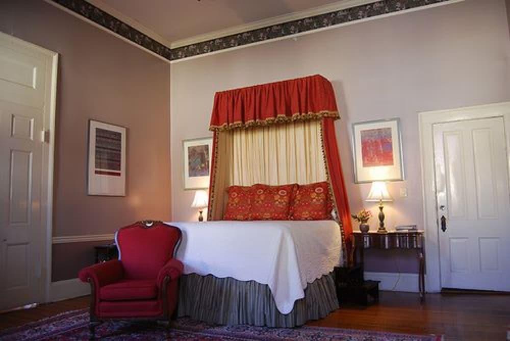 Rothschild Pound House Inn โคลัมบัส ภายนอก รูปภาพ