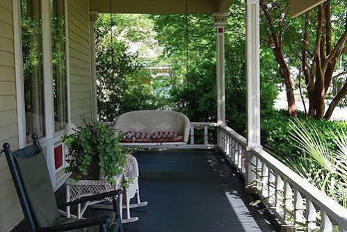 Rothschild Pound House Inn โคลัมบัส ภายนอก รูปภาพ